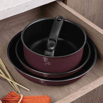 Preview: High-quality aluminum pan set, Bordeaux, titanium coating - removable handle, smart lids & glass lid, elegant design