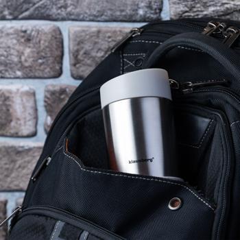 Preview: Doppelwandiger Thermobecher, 420 ml, hellgrau, hält Getränke stundenlang heiss oder kalt, auslaufsicher, robust & ideal für unterwegs