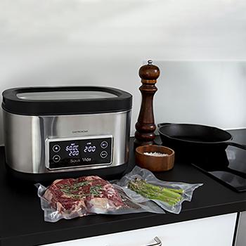 Preview: Professional Sous Vide cooker with container, 9L, 700 W, brushed stainless steel, LCD display, for perfect vacuum cooking in a water bath