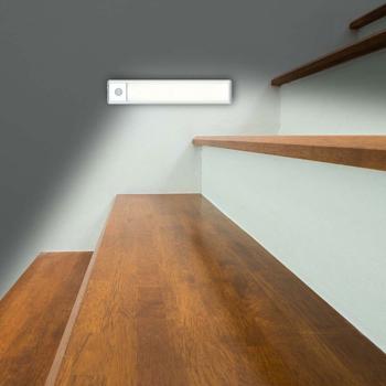 Preview: Striscia luminosa a LED ricaricabile con sensore di movimento, 20,5 cm, versatile, striscia magnetica e nastro adesivo, luce esattamente dove serve 