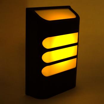 Preview: Applique murale solaire rectangulaire - Lumière blanche chaude - Autonomie 8h - IP44 - Sécurité extérieure - 11.3x4x15.8cm