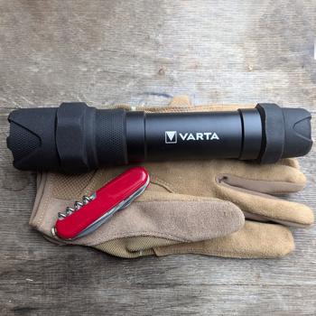 Preview: Torcia LED Varta, Indistruttibile, F30 Pro, 650lm, incl. batterie