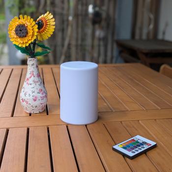 Preview: Lampada da tavolo LED a batteria con controllo del colore e telecomando: funzionamento a batteria, ideale come luce notturna, luce d‘accento o lampada da campeggio
