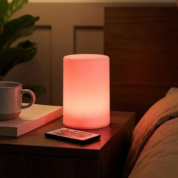 Preview: Kabellose LED Tischlampe mit Farbsteuerung & Fernbedienung: Batteriebetrieb, ideal als Nachtlicht, Akzentlicht oder Campinglampe