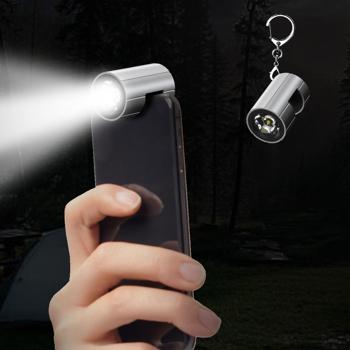 Preview: 2er-Set Kompakte Smartphone-Ansteck-Taschenlampe, Lightning, 280 lm: Helles LED-Natel-Licht für unterwegs, Outdoor, Notfälle & Alltag Preview: 2er-Set Kompakte Smartphone-Ansteck-Taschenlampe, Lightning, 280 lm: Helles LED-Natel-Licht für unterwegs, Outdoor, Notfälle & Alltag