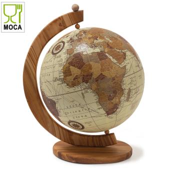 Preview: Globe terrestre avec support en bois d’olivier, 36 x 28 cm, tons bruns Preview: Globe terrestre avec support en bois d’olivier, 36 x 28 cm, tons bruns