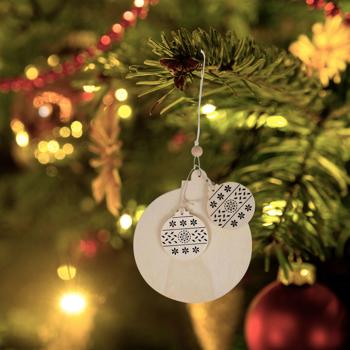 Preview: Weihnachtskugel-Anhänger aus Holz - Zum Beschriften, Bemalen, Bekleben - Naturbelassen MDF Braun - Kreative Hängedekoration für Geschenke & Tisch