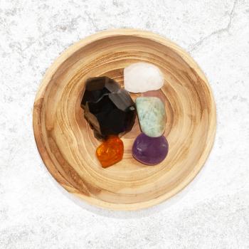 Preview: Runde Teakholz-Schale - Naturbelassenes Design für Snacks & Dekoration - Stabil, langlebig, Unikat, 13x13x6 cm - Edle Holz Deko mit Maserung