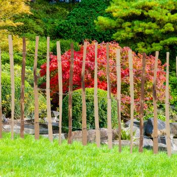 Robusta staccionata in nocciola con filo metallico: 90x500cm di recinzione da giardino per una recinzione naturale e duratura - resistente alle intemperie e stabile