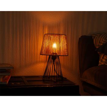 Preview: Lampe de table vintage corde & métal. 36 cm : Un accroche-regard exclusif en design industriel - Crée une ambiance luxueuse Preview: Lampe de table vintage corde & métal. 36 cm : Un accroche-regard exclusif en design industriel - Crée une ambiance luxueuse