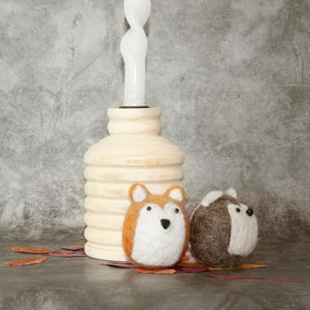 Preview: Candle holder made of paulownia wood, candle holder in a pretty shape, brown, 10 x 15.5 cm