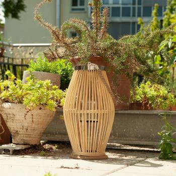 Preview: Laterne aus Bambus - Windlicht mit Glaseinsatz & Jutehenkel - Natur, Ø 21xH 38 cm - Rustikaler Charme für Garten, Balkon & Wohnzimmer