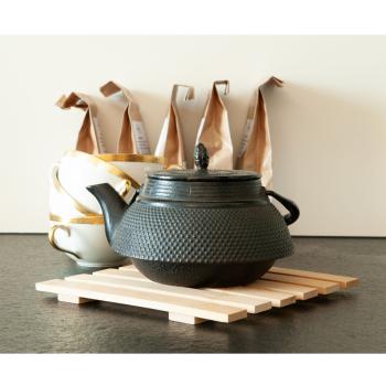 Preview: Dessous de plat en bambou, dessous de plat avec entretoises sur rails en bambou, 17,5 x 18 cm