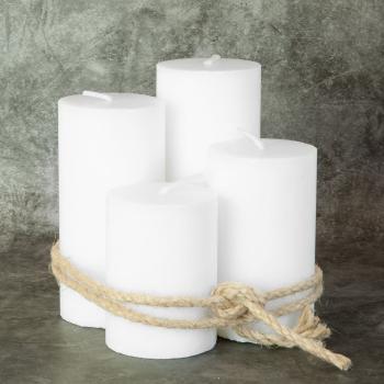 Preview: Set de 4 bougies blanches - Bougies de cire avec cordon de chanvre (Ø 6 x H 8-14cm) - Décoration élégante et naturelle pour votre maison Preview: Set de 4 bougies blanches - Bougies de cire avec cordon de chanvre (Ø 6 x H 8-14cm) - Décoration élégante et naturelle pour votre maison
