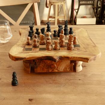 Preview: Scacchiera con pezzi, 100% legno d‘ulivo, con cassetto, L 30 x L 30 cm
