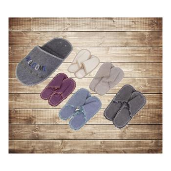 Preview: Chaussons d‘invités confortables - 5 paires avec "Welcome" - Différents coloris, souples, antidérapants - Tailles 37-45 - Rangement mural hygiénique Preview: Chaussons d‘invités confortables - 5 paires avec