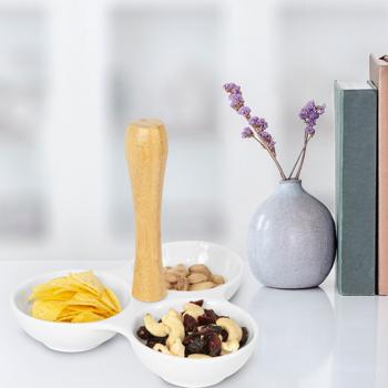 Preview: Snackschale aus Porzellan und Bambusgriff - 3 Fächer für Oliven, Chips, Nüsse & Dips - Weiss/Natur, 20x17cm - Edler Eyecatcher mit Tragegriff
