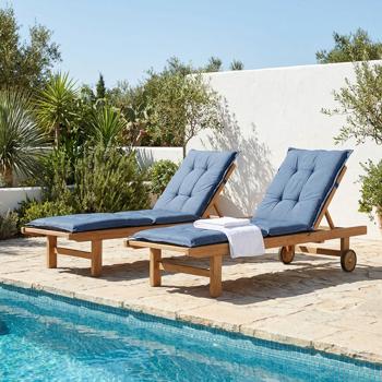 Preview: Lot de 2 coussins pour transat – Garnissage doux et confortable, cobalt, 200 x 65 cm – Protection UV, cordelettes & sangle – Pour jardin, balcon, chaise longue, bain de soleil