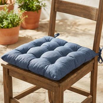 Preview: Lot de 4 coussins de chaise matelassés 46 x 46 cm cobalt – Coussins d’assise confortables pour chaises de cuisine et de jardin – Épaisseur 8 cm – Protection UV – Avec liens de fixation