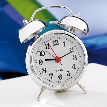 Preview: 2er-Set nostalgische Retro-Glockenwecker mit Quarzlaufwerk Preview: 2er-Set nostalgische Retro-Glockenwecker mit Quarzlaufwerk