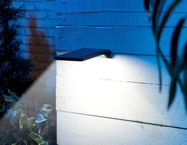 Preview: Solar-LED-Wandleuchte mit PIR-Sensor & Nachtlicht, IP44, 350 Lumen