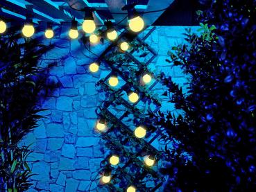 Preview: Party-LED-Lichterkette m. 20 LED-Birnen, 6 Watt, IP44, warmweiss, 9,5 m Preview: Party-LED-Lichterkette m. 20 LED-Birnen, 6 Watt, IP44, warmweiss, 9,5 m