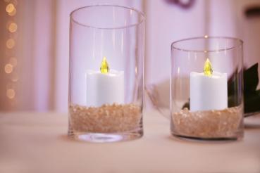 Preview: 4er-Set flackernde LED-Grablicht-Kerzen, leuchtet Tag & Nacht, weiss