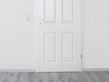 Preview: Edelstahl-Türbeschlag mit 2 Klinken & Rosetten, eckig, silbern