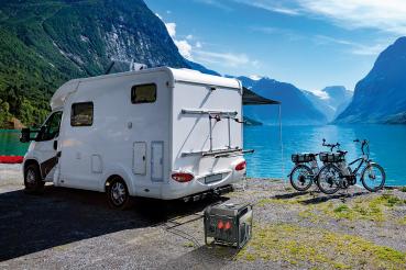 Preview: Gasoline inverter generator, 3.800 W, 1x 230 V, 1x 12 Volt, 2x USB, 12 l