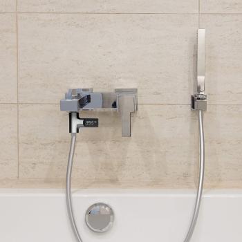 Preview: Batterieloses Armatur-Thermometer, LED-Display 360° drehbar, 0-100 °C