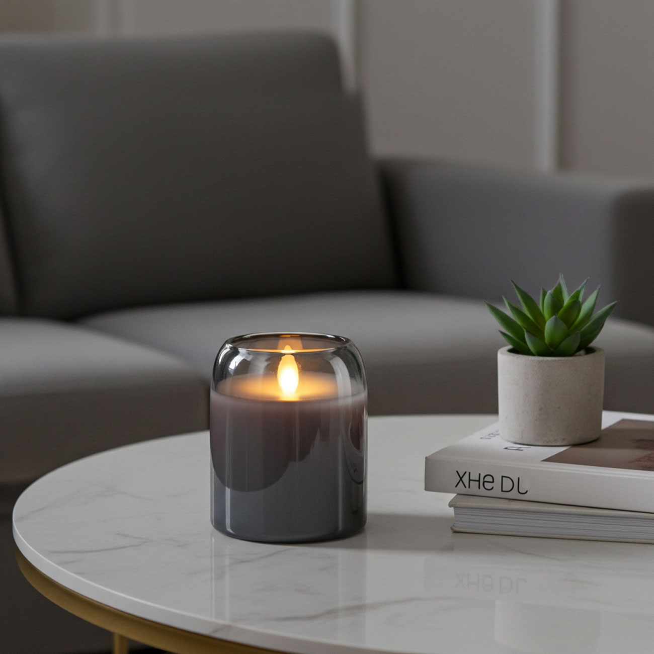 LED Kerze mit beweglicher Flamme, 7,5x10, grau