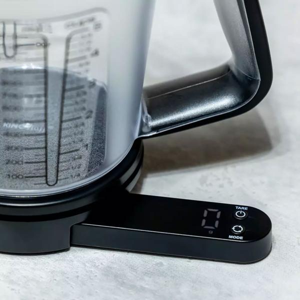Digital 2in1 kitchen scales with measuring jug, 1.5L: weighing & measuring in one, precise & easy to clean, for baking, cooking & enjoyment