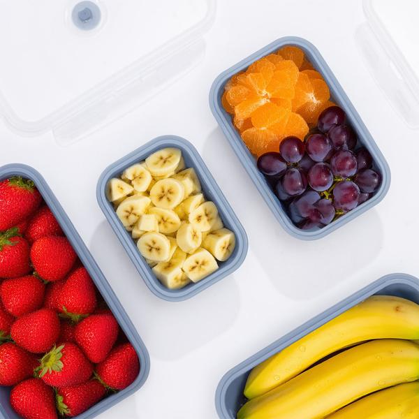 4-piece set of silicone food storage containers - collapsible and foldable lunch boxes, Bento Boxes, BPA-free, microwave-safe, with clip lids