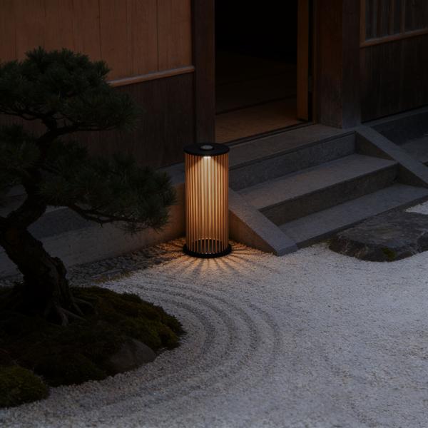 2er-Set Stilvolle Solar-Laterne aus Bambus 60cm – Warmweisse LED Gartenleuchte, die perfekte wetterfeste Aussen-Deko für Ihre Terrasse & Garten