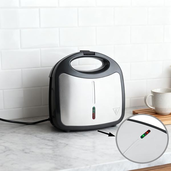 Sandwichmaker für 2 Sandwiches mit 850 Watt Leistung, Antihaftbeschichtung, Cool-Touch-Griff,  Sandwich-Toaster für die schnelle Küche