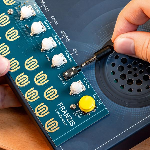 Kit Synthétiseur Électronique Créatif - Bricolage Sans Soudure - Son Réaliste - Sortie Audio 3.5mm - Âge 14+
