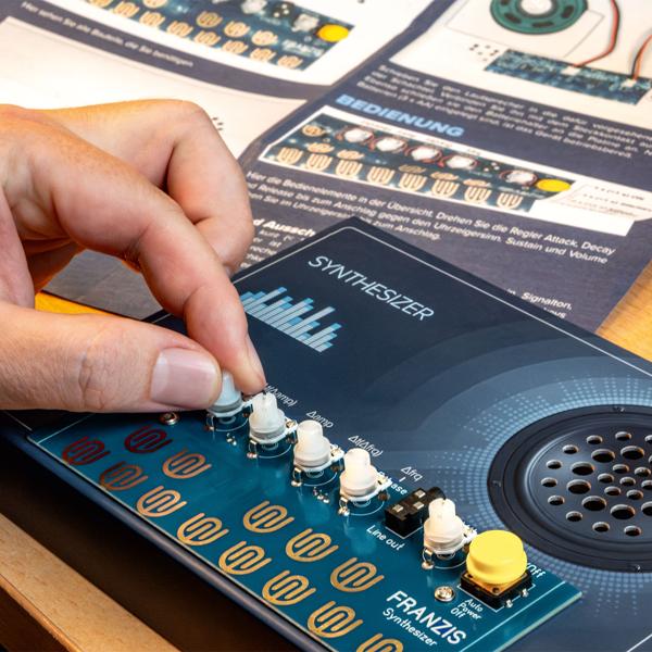 Kit Synthétiseur Électronique Créatif - Bricolage Sans Soudure - Son Réaliste - Sortie Audio 3.5mm - Âge 14+