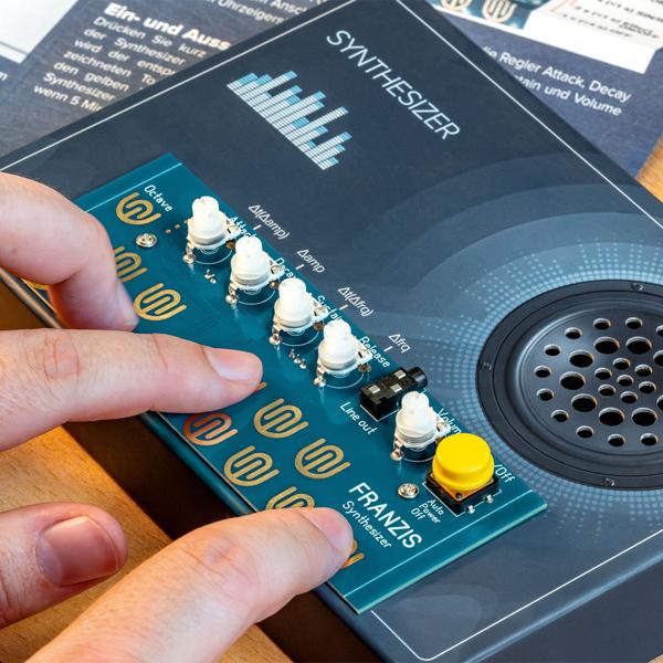 Kit Synthétiseur Électronique Créatif - Bricolage Sans Soudure - Son Réaliste - Sortie Audio 3.5mm - Âge 14+