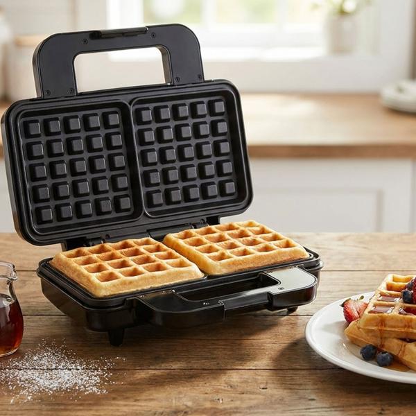 Belgian waffle iron 1000 watts: Perfect for crispy waffles. Gastronomy, café & home use. Ideal for sweet creations