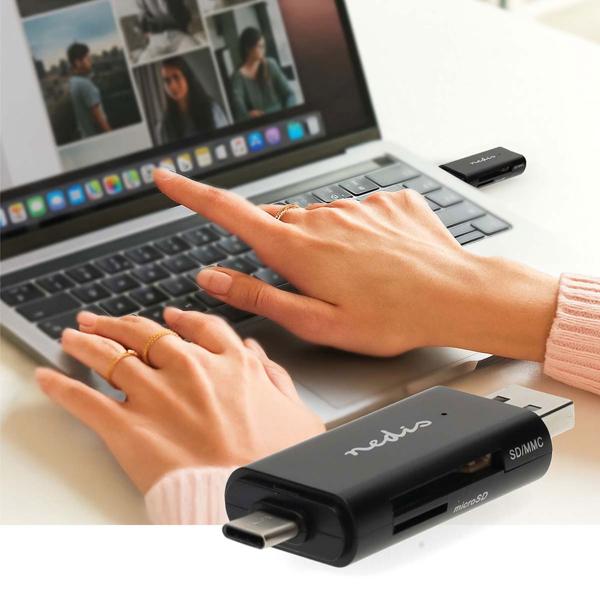 Doppio lettore di schede USB-A e Type-C: trasferisce rapidamente foto e video - Flessibile e plug-and-play