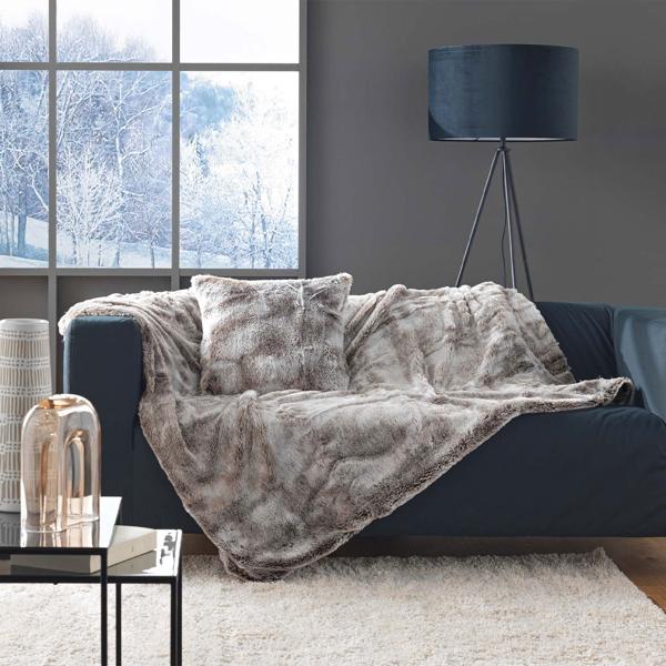 Set da 2 pezzi coperta super morbida 125 x 150 cm & cuscino decorativo soffice 45 x 45 cm effetto pelliccia, marrone cioccolato - Per momenti di puro relax sul divano