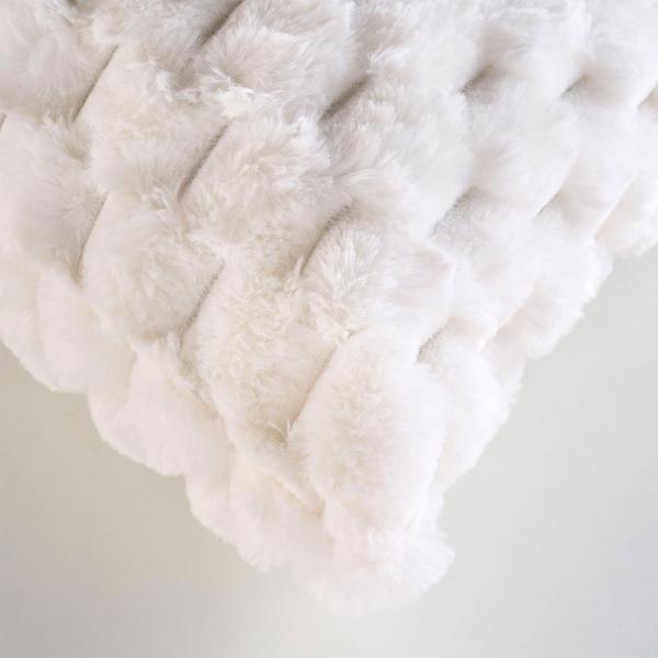 4-piece set of cozy sofa blankets 180 x 220 cm & 125 x 150 cm and 2 luxurious sofa cushions 45 x 45 cm in white - For feel-good moments