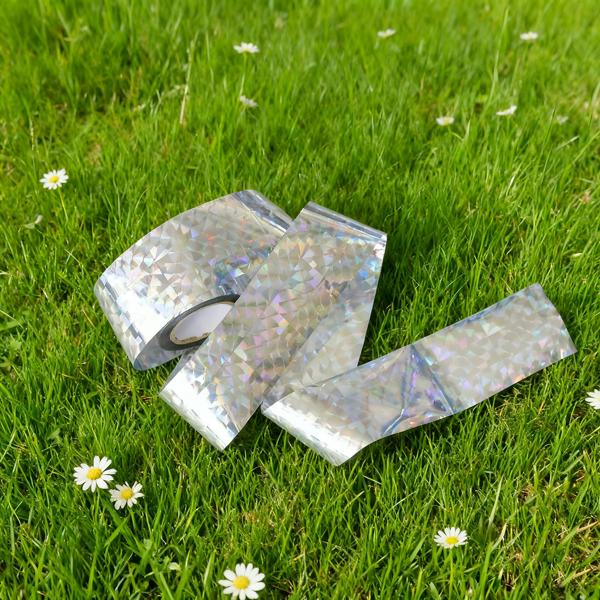 Set 2 nastri dissuasori riflettenti per uccelli 45 m x 5 cm – Allontanamento efficace tramite riflessi di luce e movimento – Nastri senza chimica per giardino e balcone