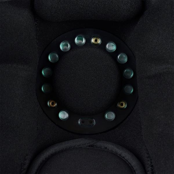 Appareil de massage wellness pour genou avec chaleur infrarouge, laser froid & vibrations – relaxant, bienfaisant & sans fil avec écran tactile LED moderne