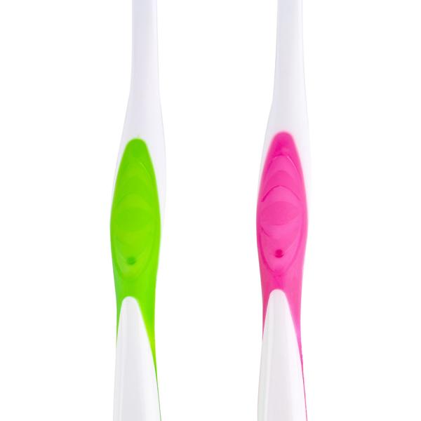 Toothbrushes 12-pack with tongue cleaner – medium manual toothbrush set in 4 colours for the family – non-slip handle for optimal care