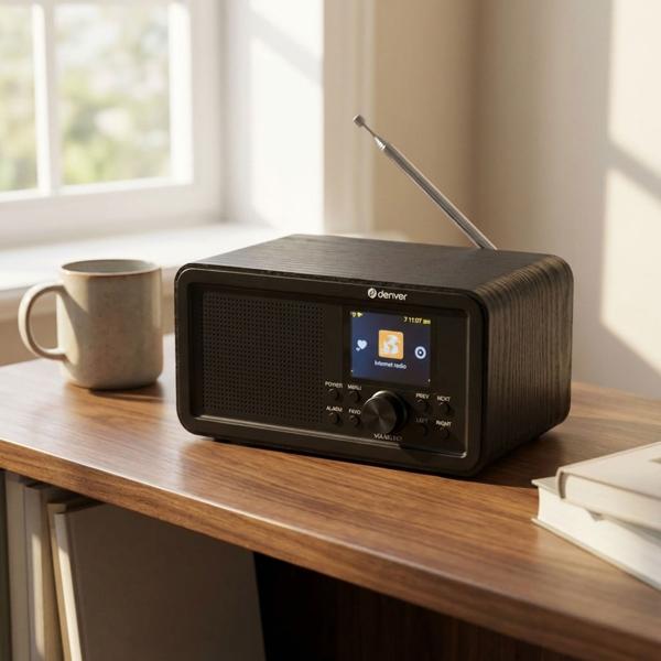 Compatta radio Internet: radio digitale DAB+, WiFi, Bluetooth 5.0, radio da cucina e sveglia – suono cristallino, 30.000 stazioni, USB-C