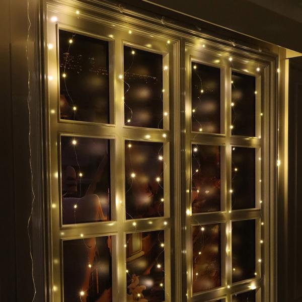 Lot de 2 élégants rideaux lumineux LED 3 x 3 m, 300 LED blanc chaud chacun : télécommande, 8 modes, intensité réglable, minuteur & USB, pour fêtes, mariages & déco d’intérieur