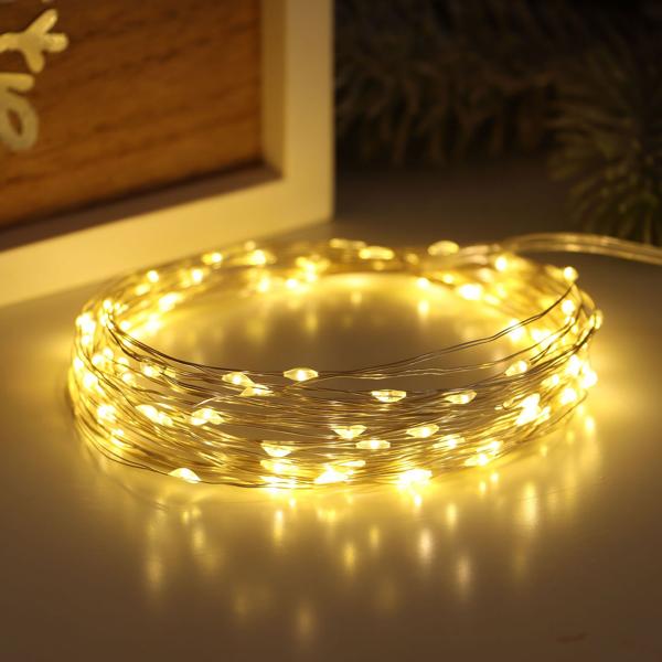 Guirlande micro LED 10 m avec 100 LED blanc chaud : à piles, avec télécommande, 8 modes d’éclairage et minuterie pour une décoration chaleureuse