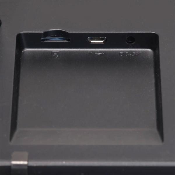 10.1“ Wi‑Fi photo frame dark MDF wood: Brilliant IPS touch display, Frameo app, 16 GB memory – share photos with family & friends