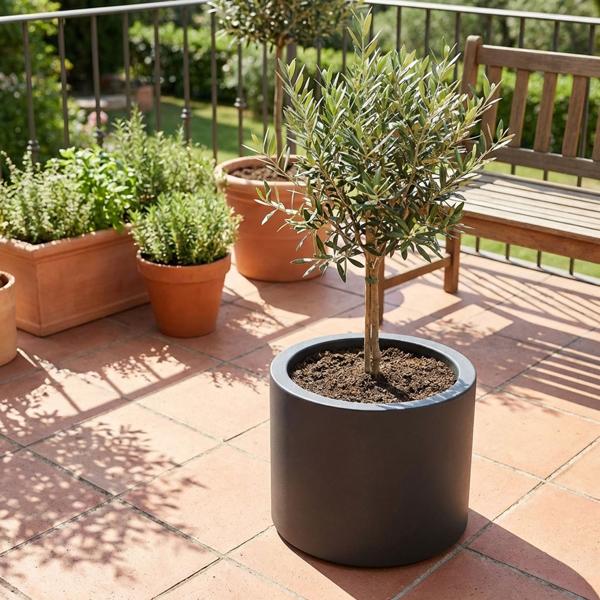 Moderner Blumentopf Rund Ø47cm in Anthrazit, Pflanzkübel 40L aus Kunststoff für Innen & Aussen, Frostsicher & UV-Beständig, Leichtgewicht